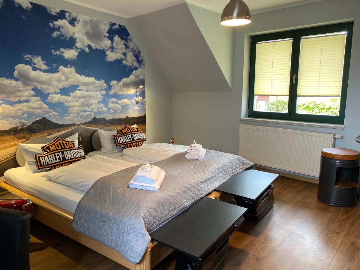 Hotel-Pension Mandy  1