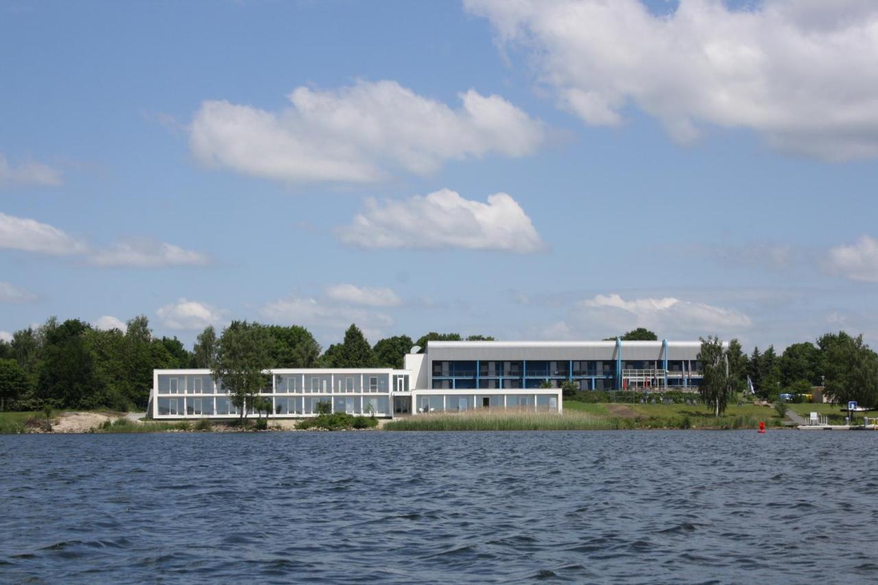 Strandhotel Senftenberger See 1